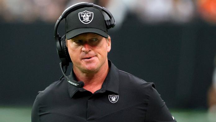 Trenér NFL rezignoval! Praskla na něj rasistická a homofobní minulost