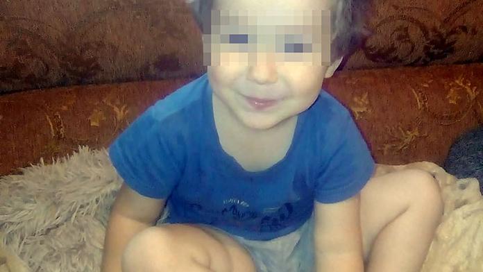 Hošík (4) byl náměsíčný, zatoulal se před dům a umrzl!