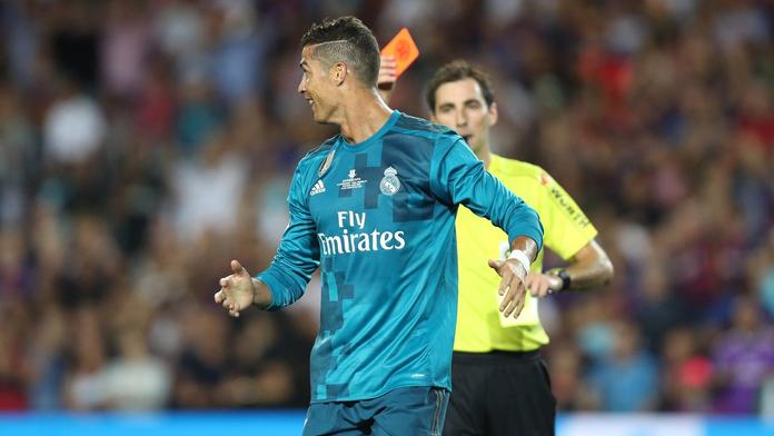 Real vyhrál v Barceloně a sahá po Superpoháru. Ronalda vyloučili!