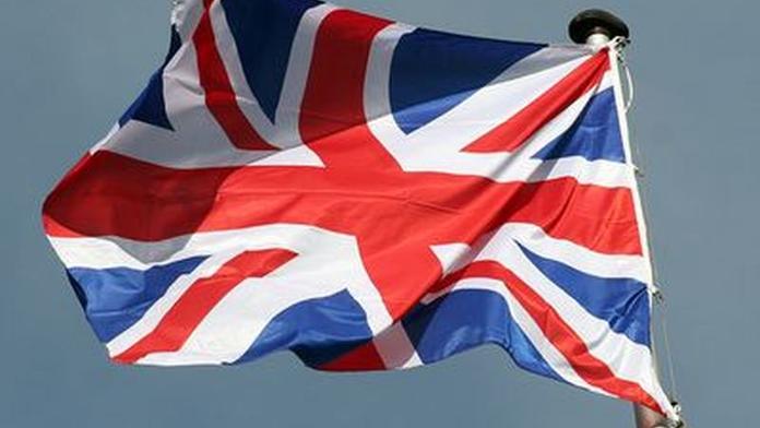Britská centrální banka ponechá hlavní úrokovou sazbu na historickém minimu