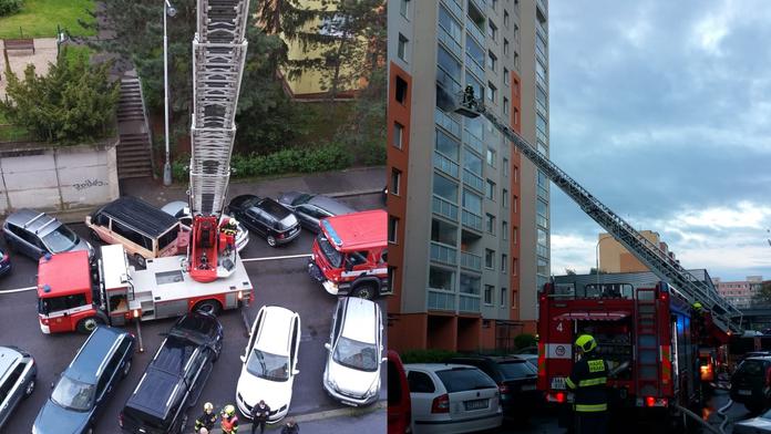 Požár vyhnal lidi z postelí, pražští hasiči jich zachránili celkem 11