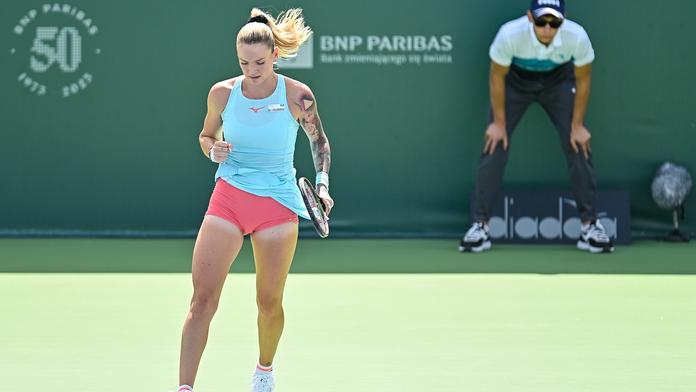 Martincová a Nosková postoupily v Praze do 2. kola. Loučí se tři Češky