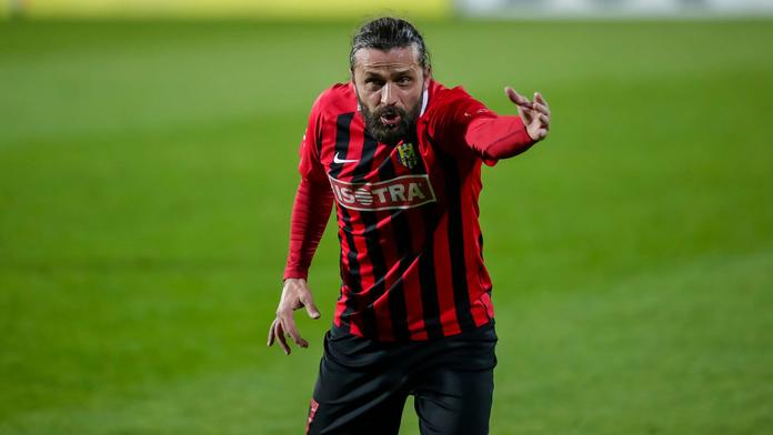 Nestárnoucí Pavel Zavadil! Gólem sestřelil svůj bývalý tým