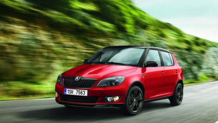 VELKÝ TEST bezpečnosti aut: Jak dopadla česká Škoda Fabia?