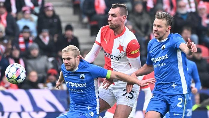 Slavia se na 14. výhru v sezóně nadřela. Dynamo má třetí bod, Plzeň otáčela