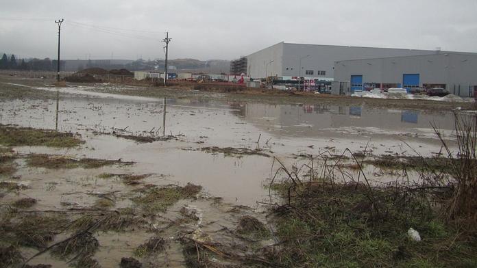 Povodňová pohotovost: Hladiny řek dál stoupají, hrozí záplavy!