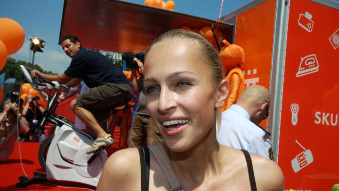 Miss Langmannová: Ať se Lukáš Bauer svlékne!