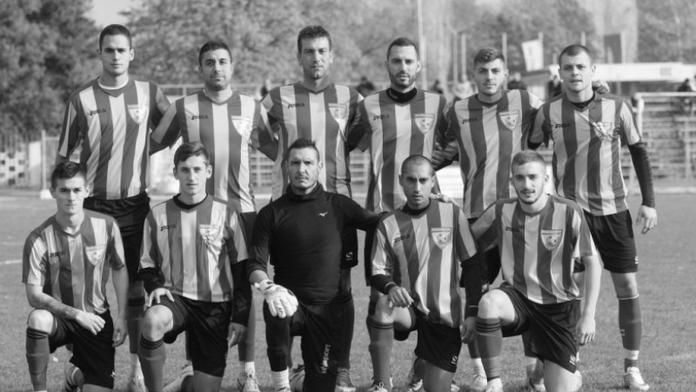 Nehoda autobusu s fotbalisty: Tři hráči zemřeli, nejmladšímu bylo 19