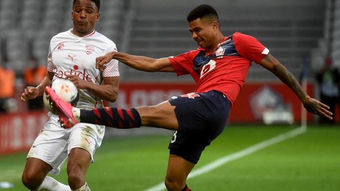 Lille zaváhalo a oslavy titulu se odkládají. PSG ztrácí už jenom bod