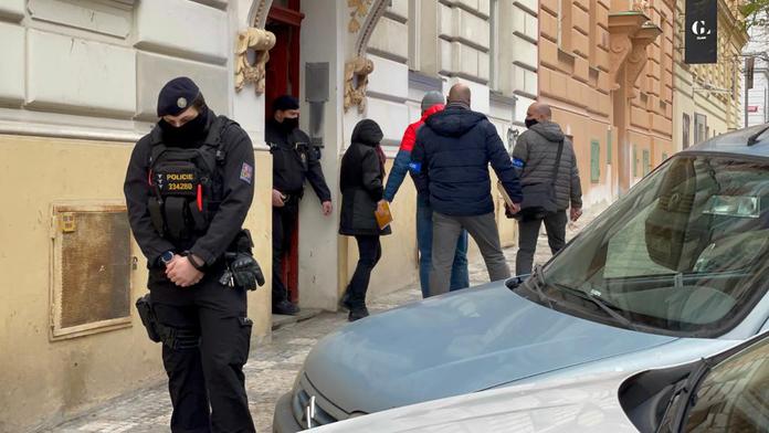 V Praze zemřel novorozenec, policisté zadrželi jednu ženu!