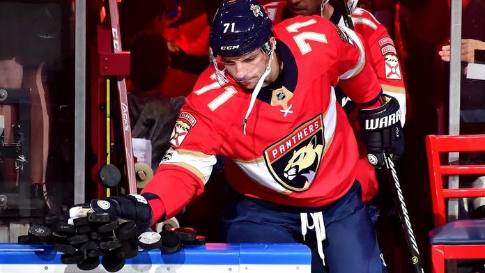 Češi v NHL nebodovali. Návrat z marodky hlásili Kaše i Vrbata!