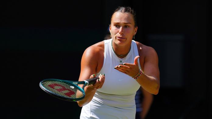 Světová jednička končí na Wimbledonu v semifinále. Šwiateková řádila