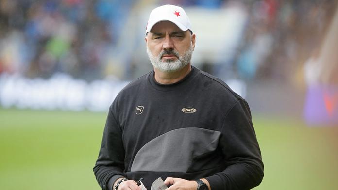 Vysoká škola defenzívy, smekl před obranou Trpišovský. Chválil i fanoušky