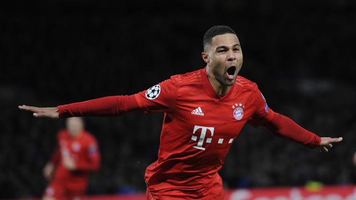 Bayern uštědřil Chelsea lekci. Barcelona remizovala s Neapolí