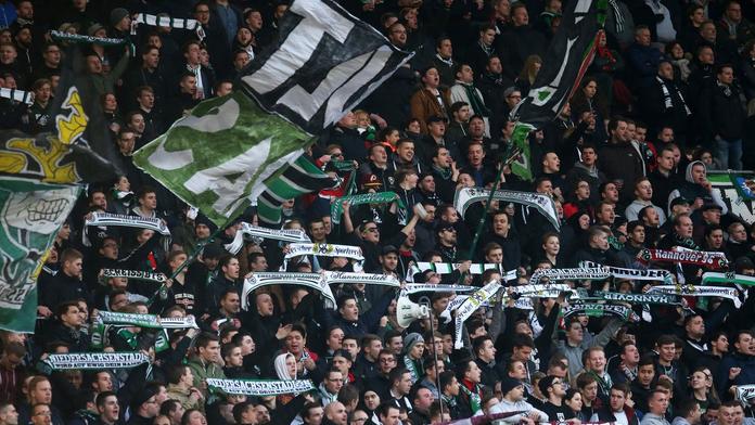 Chtěli vykrást hernu. Místo lupu ale mají mladí fotbalisté ostudu!