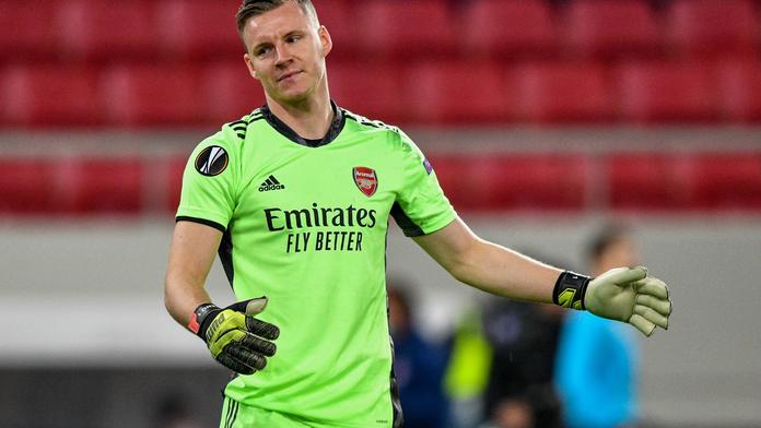 Marseille otočila zápas v Remeši. Arsenal potopil brankář Leno