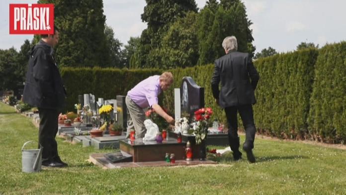 Nepřiměřená rychlost a nezvládnutí řízení, nebo auto v protisměru, které po nehodě ujelo?