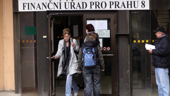 SEZNAM: Takhle kontroluje berňák! Někde pořád, jinde jednou za 100 let
