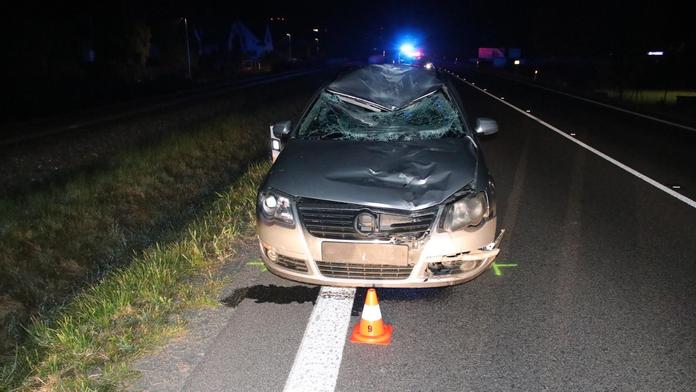 Auto srazilo u Rožnova cyklistu. Muž na místě zemřel