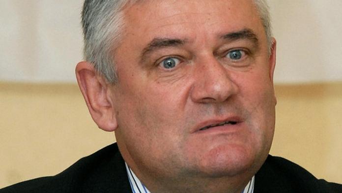 Slota: Ukážeme maďarskému národu, kde je hranice stanovená Trianonem