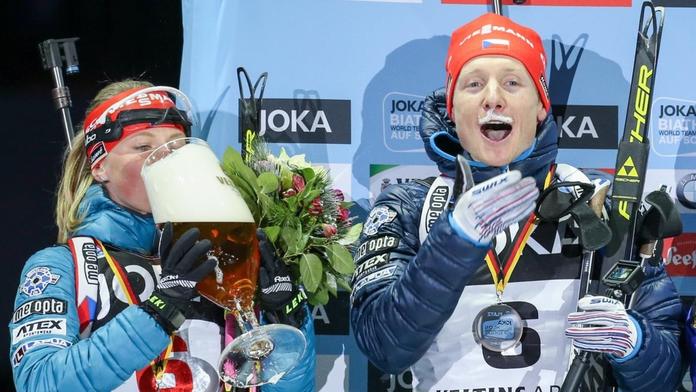 Senzační start mistrovství světa! Čeští biatlonisté získali ve štafetě bronz