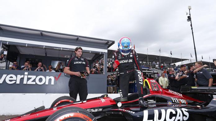 Šok v IndyCar! Zkušené mazáky porazil v kvalifikaci úplný nováček