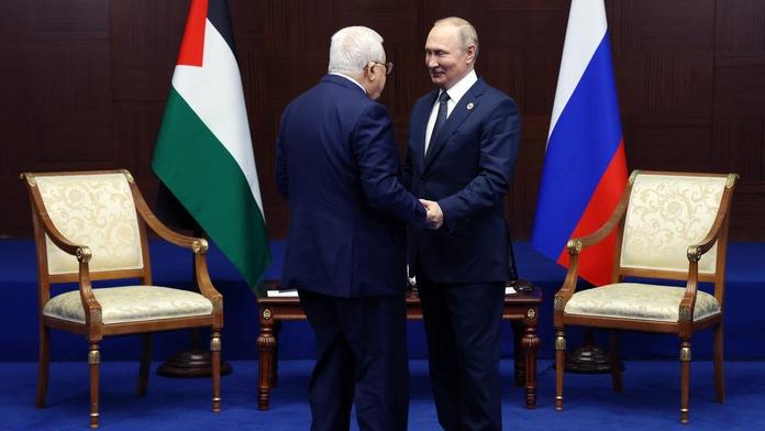 Palestinský vůdce Mahmúd Abbás a ruský prezident Vladimir Putin (13. 10. 2022)