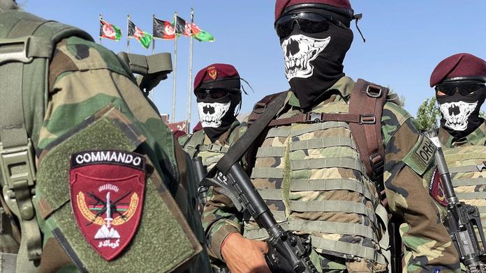 Rusko verbuje afghánská komanda vycvičená USA, tvrdí afghánští generálové
