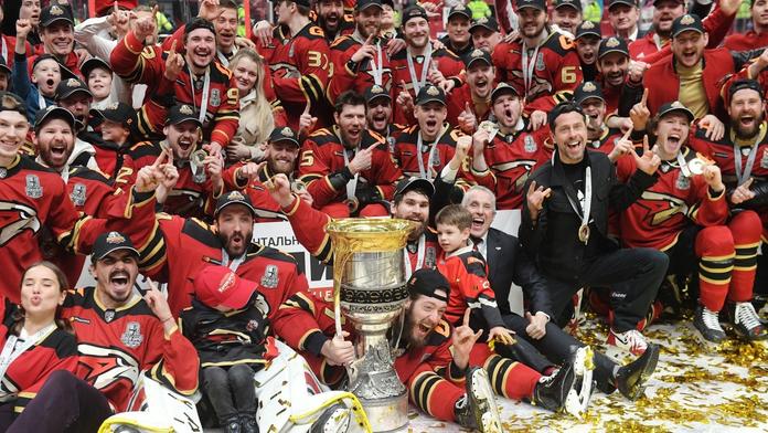 Začíná KHL! Kdo je favorit a na jaké Čechy se můžeme těšit?