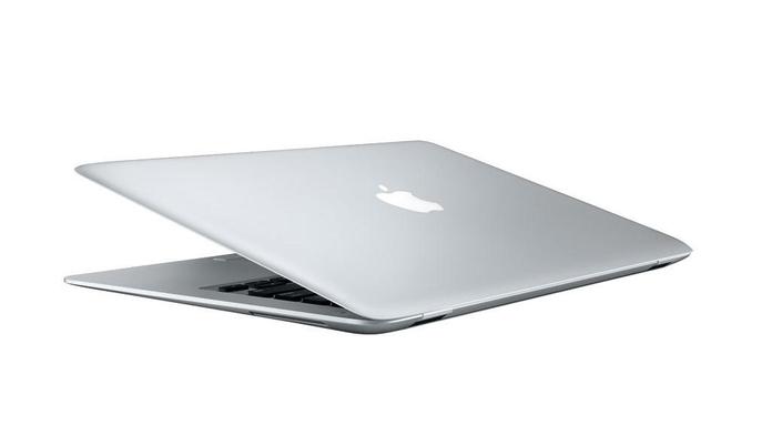 V obchodech bude nový supertenký notebook