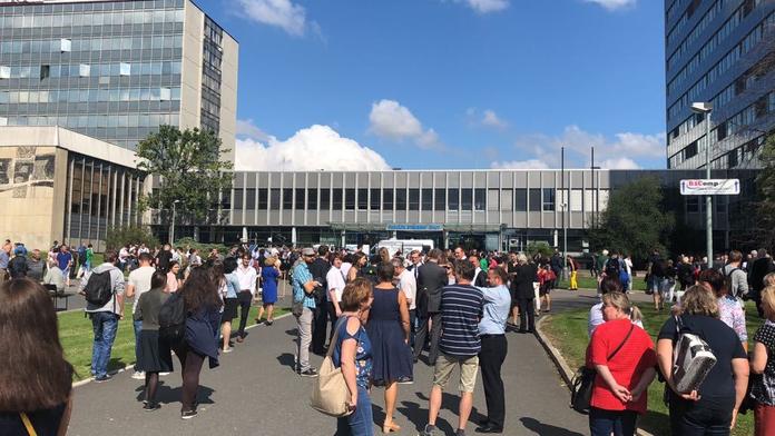 Prokaž, že nejsi napojen na Putinův režim. Některé studenty ČVUT čeká zvláštní povinnost