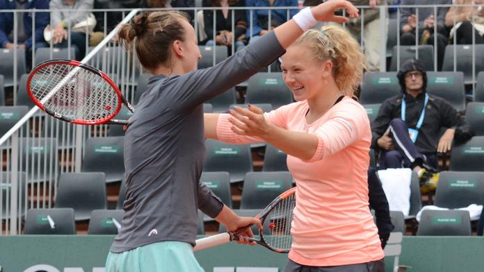 Český souboj na French Open! Do čtvrtfinále postoupily další Češky