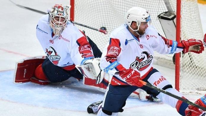 Hokejové Pardubice dostaly další nářez. Plzeň jim nasázela 11 gólů!