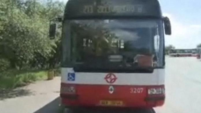 Smíchov a Jižní Město propojí autobusová linka, pojede po Jižní spojce