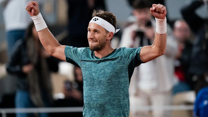 Ruud na French Open zkompletoval semifinálové kvarteto. Vyřadil Runeho