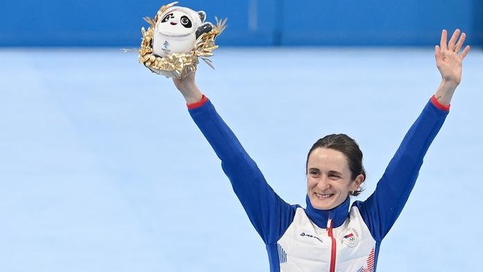 Skvělá Martina. Bronz rychlobruslařky Sáblíkové uhranul i Krpálka s Krejčíkovou