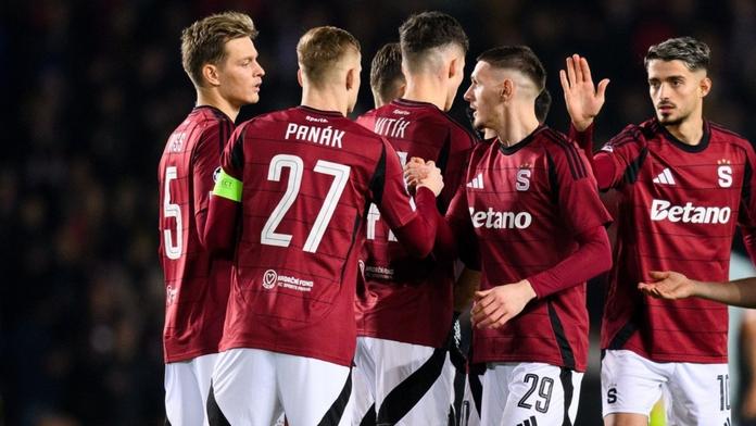 Sparta ukončila sérii porážek, spasil ji Laci. Plzeň jí pomohla do Evropy
