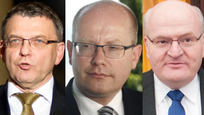 Skandály míchají kartami politiků! Zaorálek drtí Sobotku i Hermana