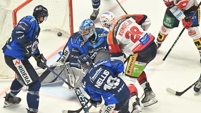 Situace v Dynamu je hodně nešťastná, říká Tesař. Olomouci v baráži věří