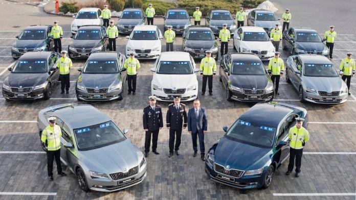 Řidiči radujte se, policie nafasovala prvních 19 Superbů