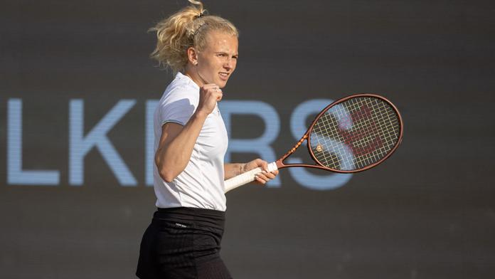 Siniaková zlomila sérii proher. Dceři Hany Mandlíkové dala kanára