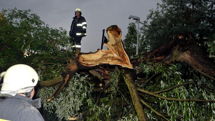 Bouřky se odmlčí jen na chvilku, v týdnu zřejmě udeří znovu!