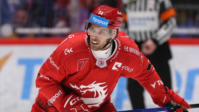 Další hokejová svatba. Trojnásobný mistr extraligy se během letní pauzy oženil