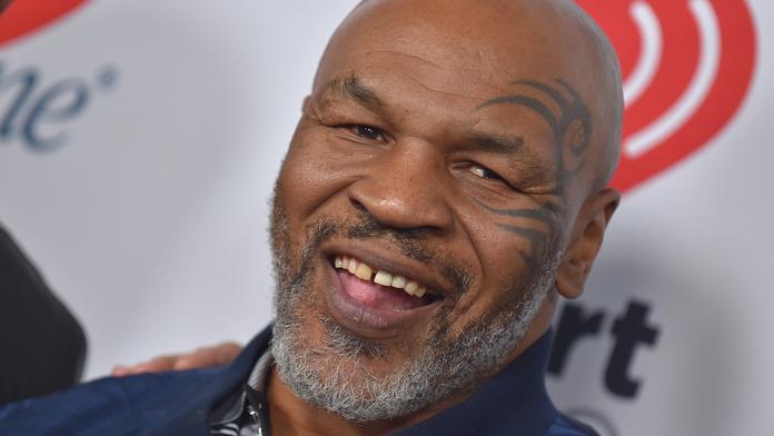 Skandál! Mike Tyson přiznal, že měl falešný penis kvůli dopingu