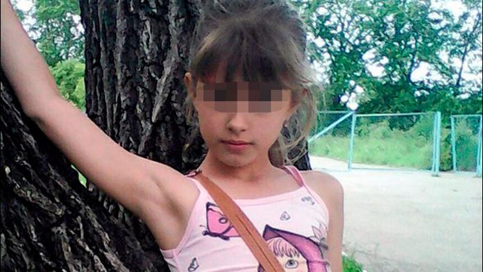 Káťa (10) se našla u staršího muže. Tvrdí, že ji vyhrál v kartách!
