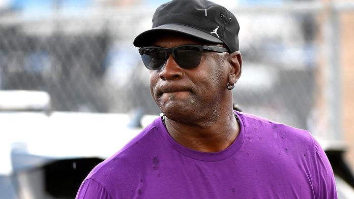Legendární Jordan si kupuje superauto. Hvězda NBA zaplatí desítky milionů