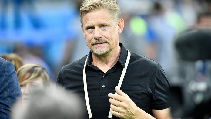 Fotbalová legenda chce, ať FIFA trestá Neymarovu simulaci!