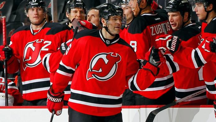 ČESKÁ NOC V NHL! 10 gólů + 10 nahrávek, Jágrova další meta a Gudasova paráda