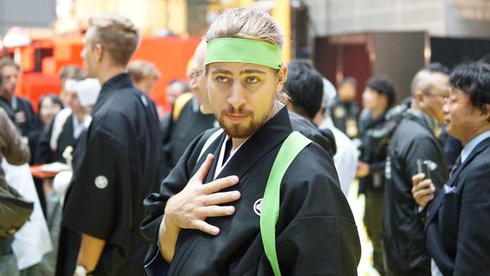 Nepřevléká se jen Jágr, ale už i hvězdný Sagan! Co si oblékl?