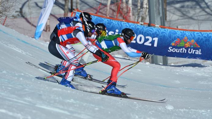 FIS závod v Rusku nezrušila, stala se z něj fraška. Jeli jen Rusové